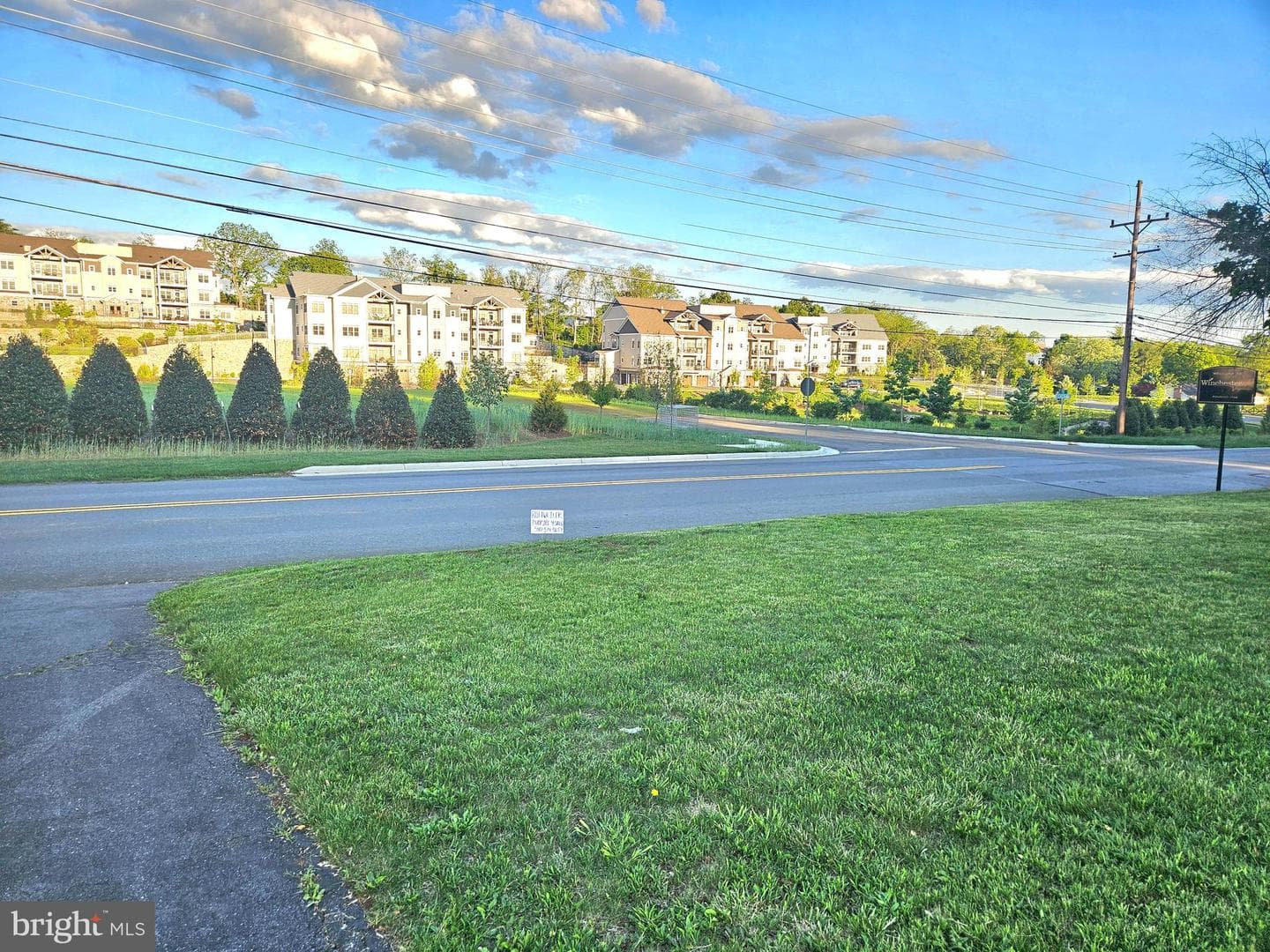 671 Fox Drive photo 7