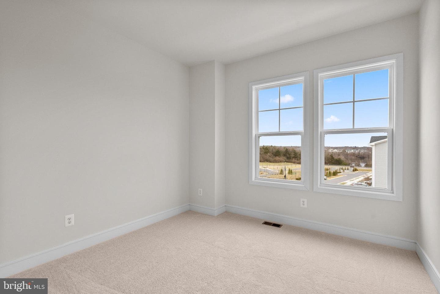103 Checkerspot Way photo 13