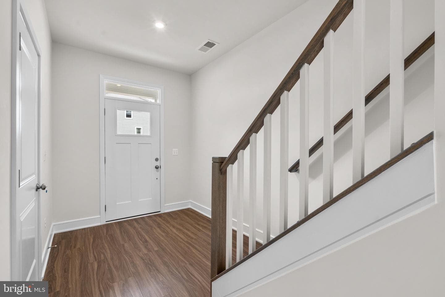 103 Checkerspot Way photo 4
