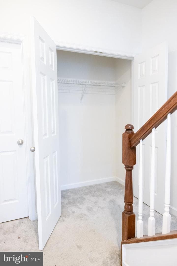 111 Kingsley Drive photo 12