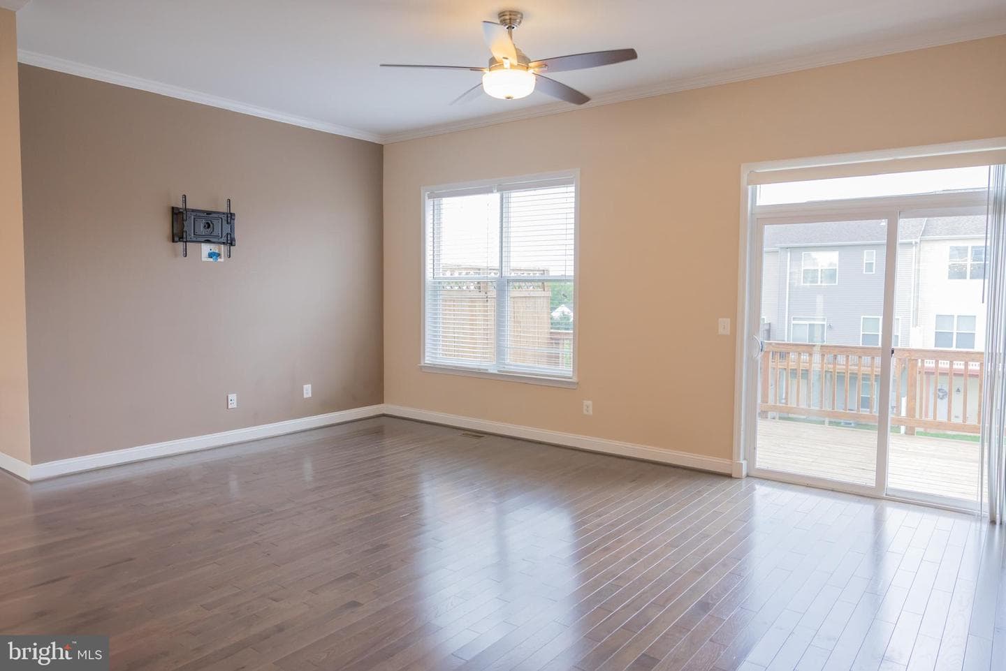 111 Kingsley Drive photo 6