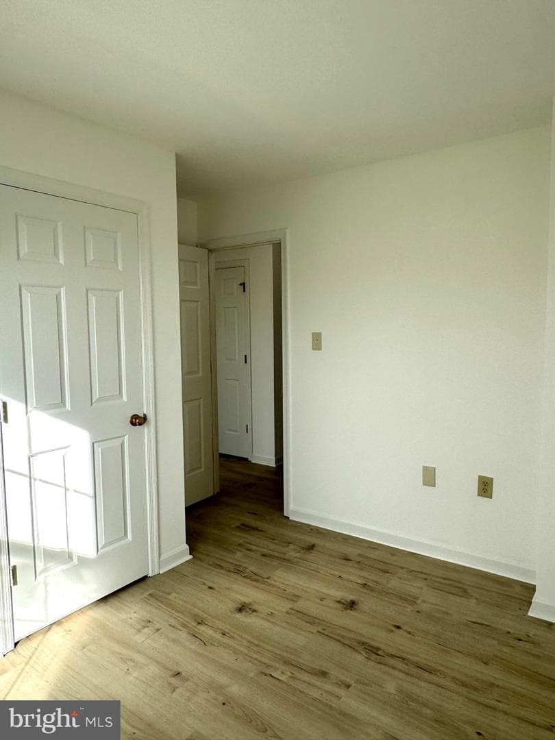 326 Banbury Terrace photo 21