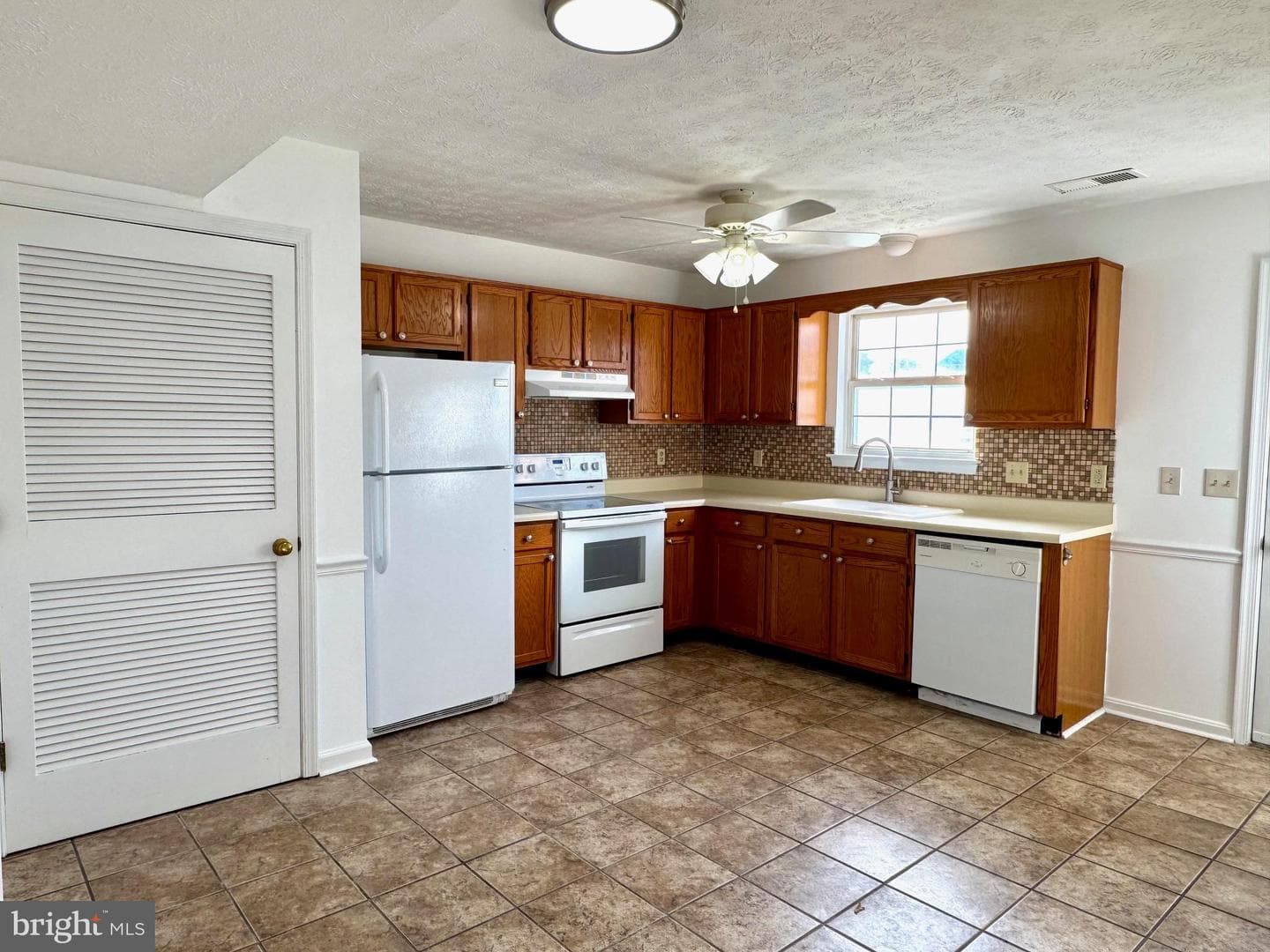 326 Banbury Terrace photo 7