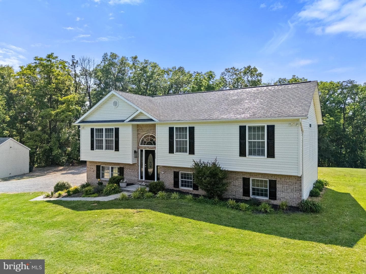 364 Waynes Lane photo 30