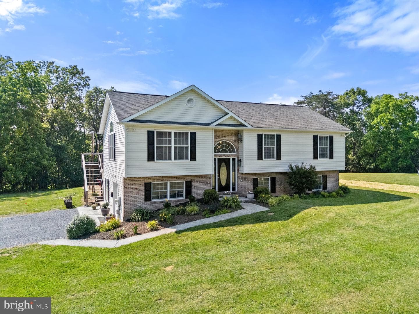 364 Waynes Lane photo 32