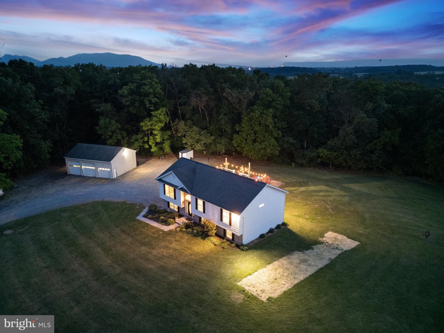 364 Waynes Lane photo 4