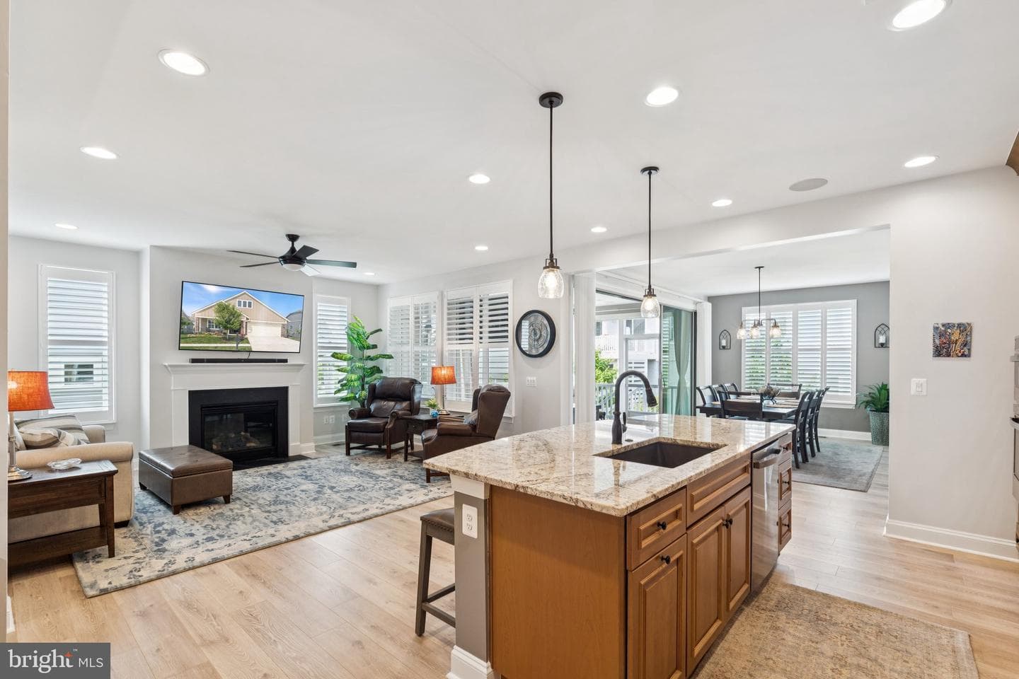 112 Viceroy Way photo 7