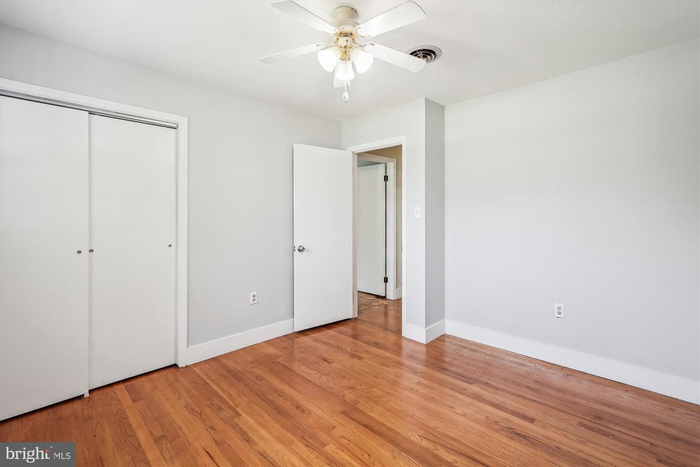 110 Carter Place photo 27