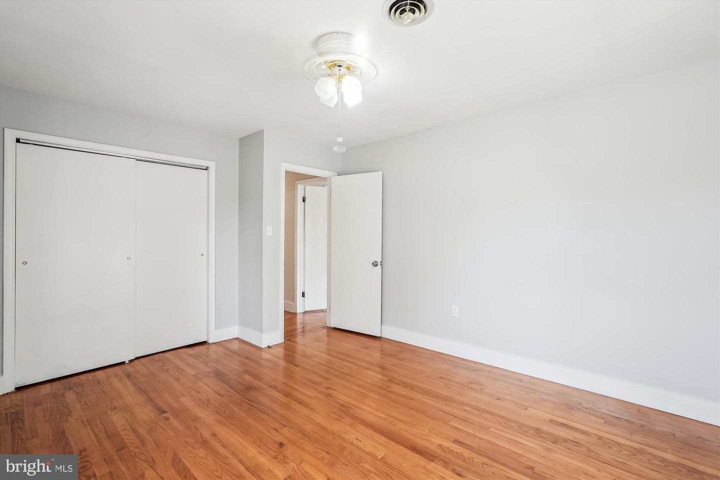 110 Carter Place photo 30