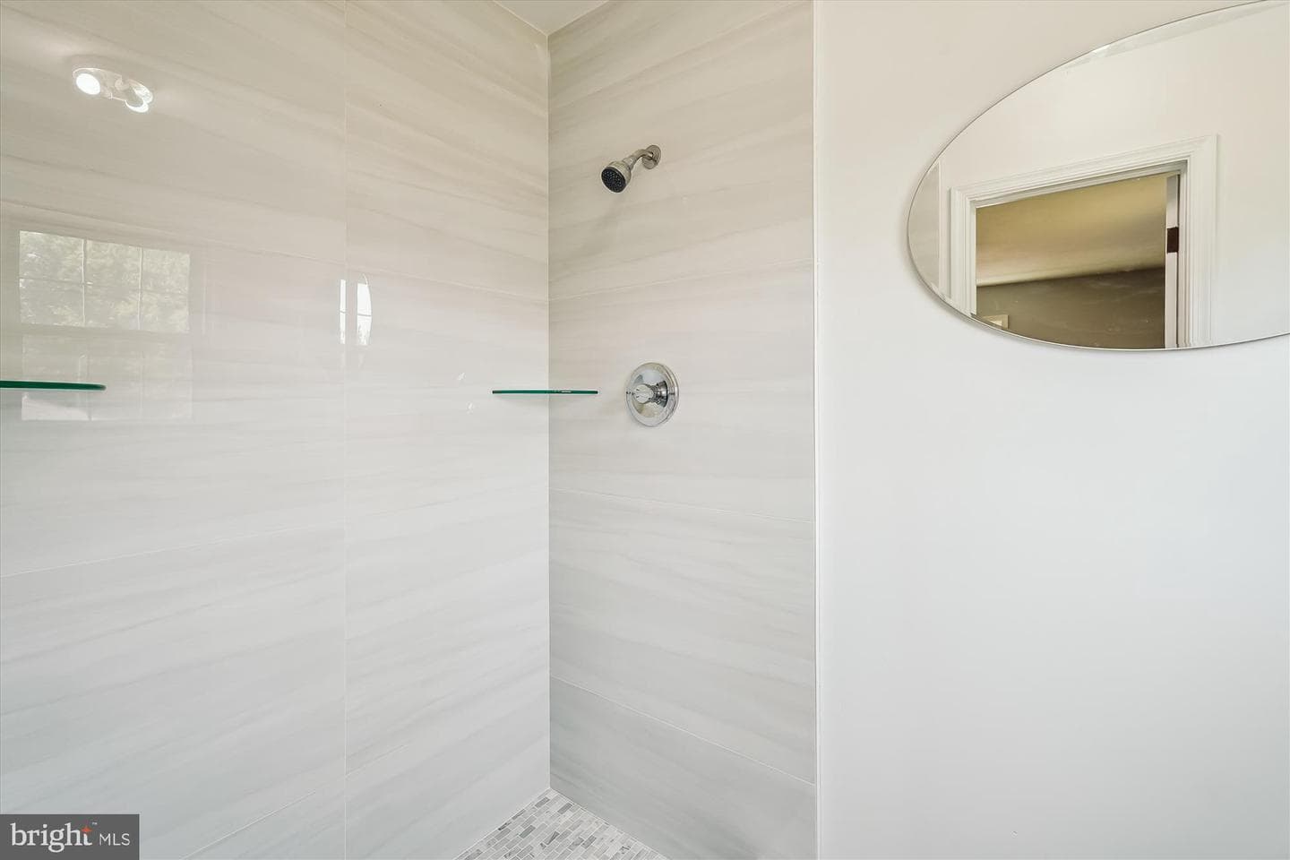 110 Carter Place photo 34