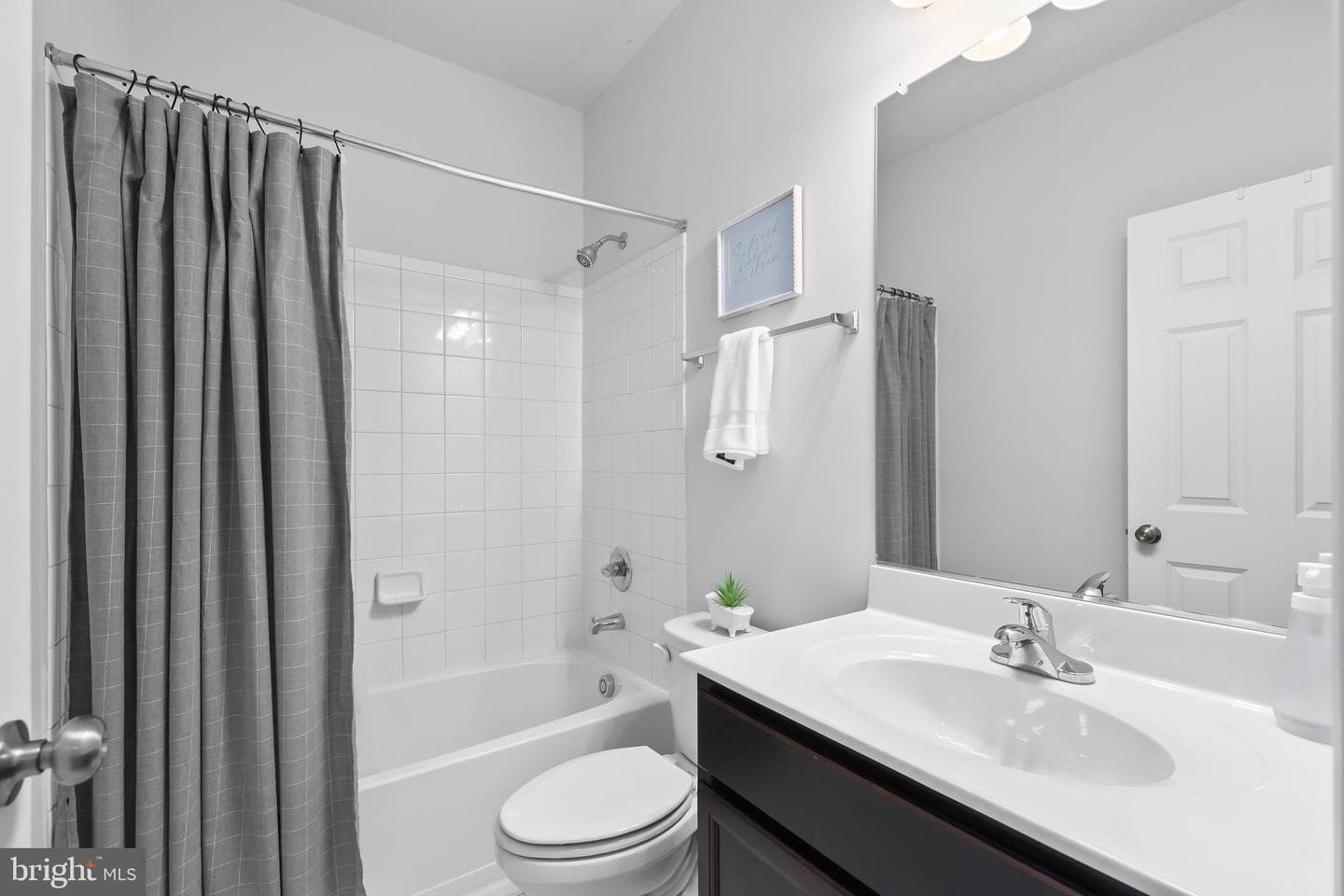 492 Parkland Drive photo 28