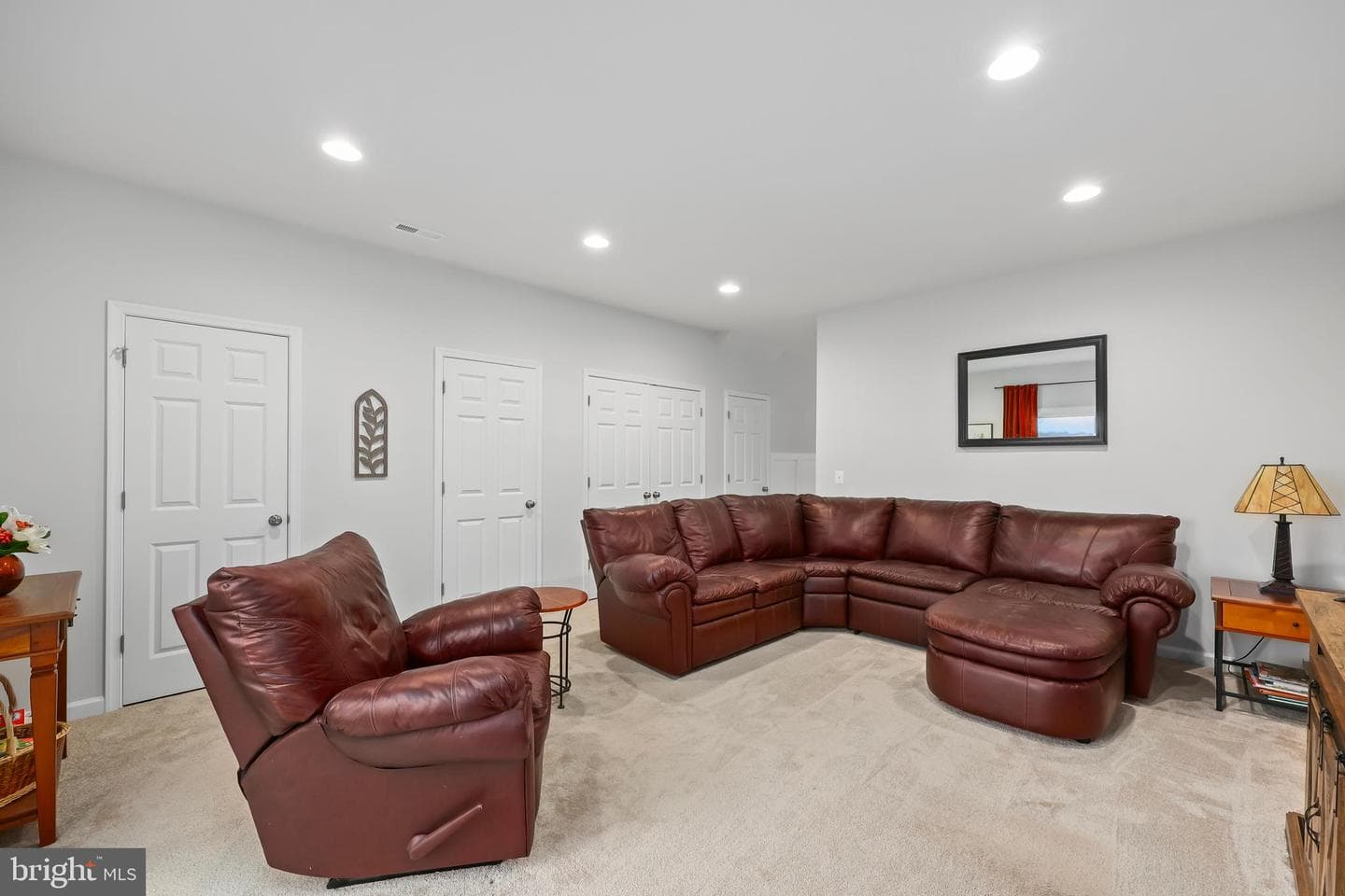 492 Parkland Drive photo 5