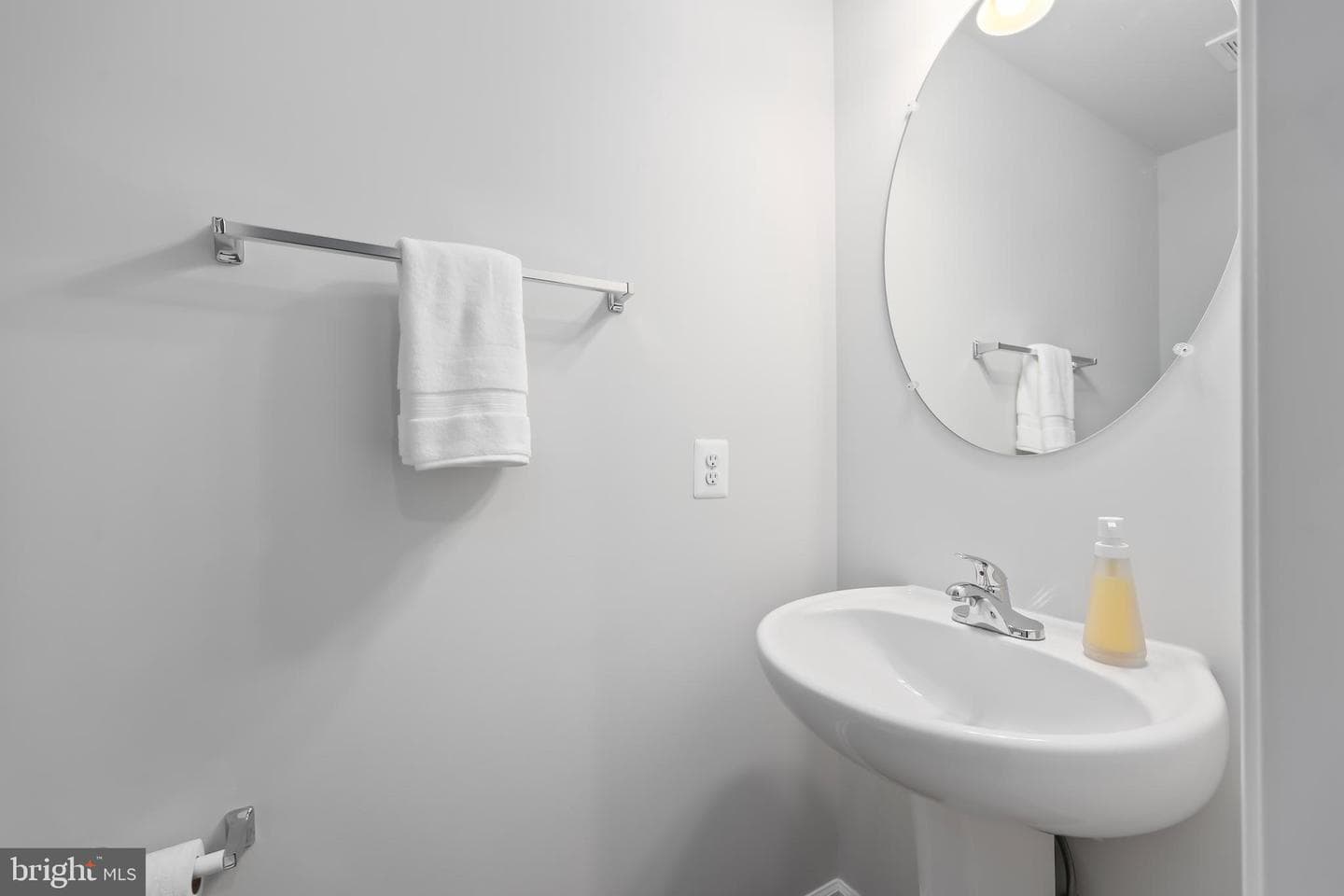 492 Parkland Drive photo 7