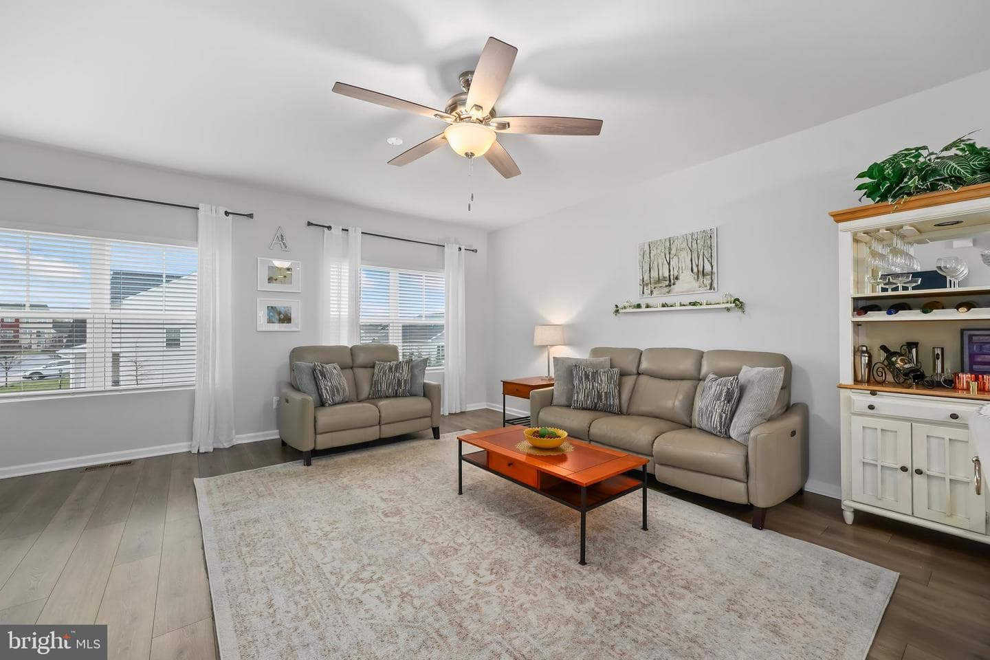 492 Parkland Drive photo 8