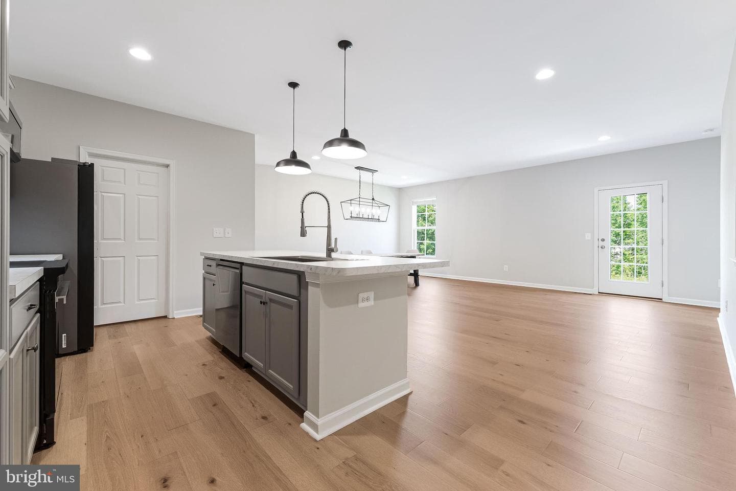 317 Norland Knoll photo 4