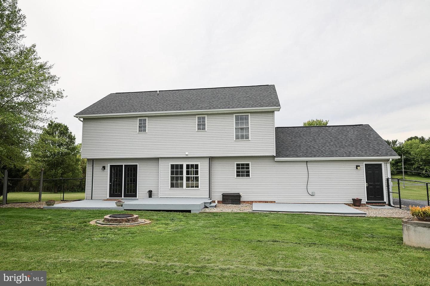 160 Ruebuck Road photo 48