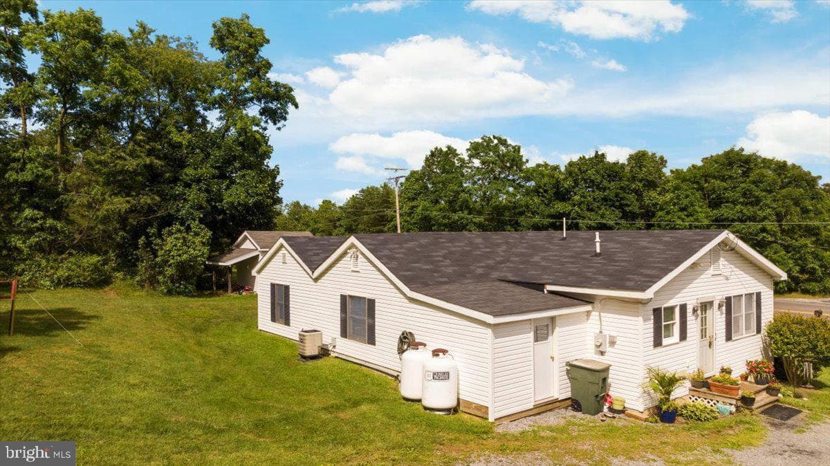 709 Dicks Hollow Road photo 34