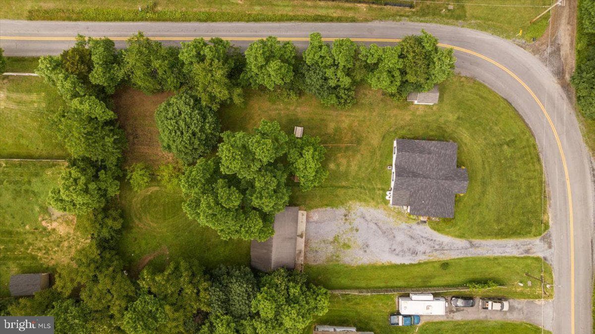709 Dicks Hollow Road photo 39