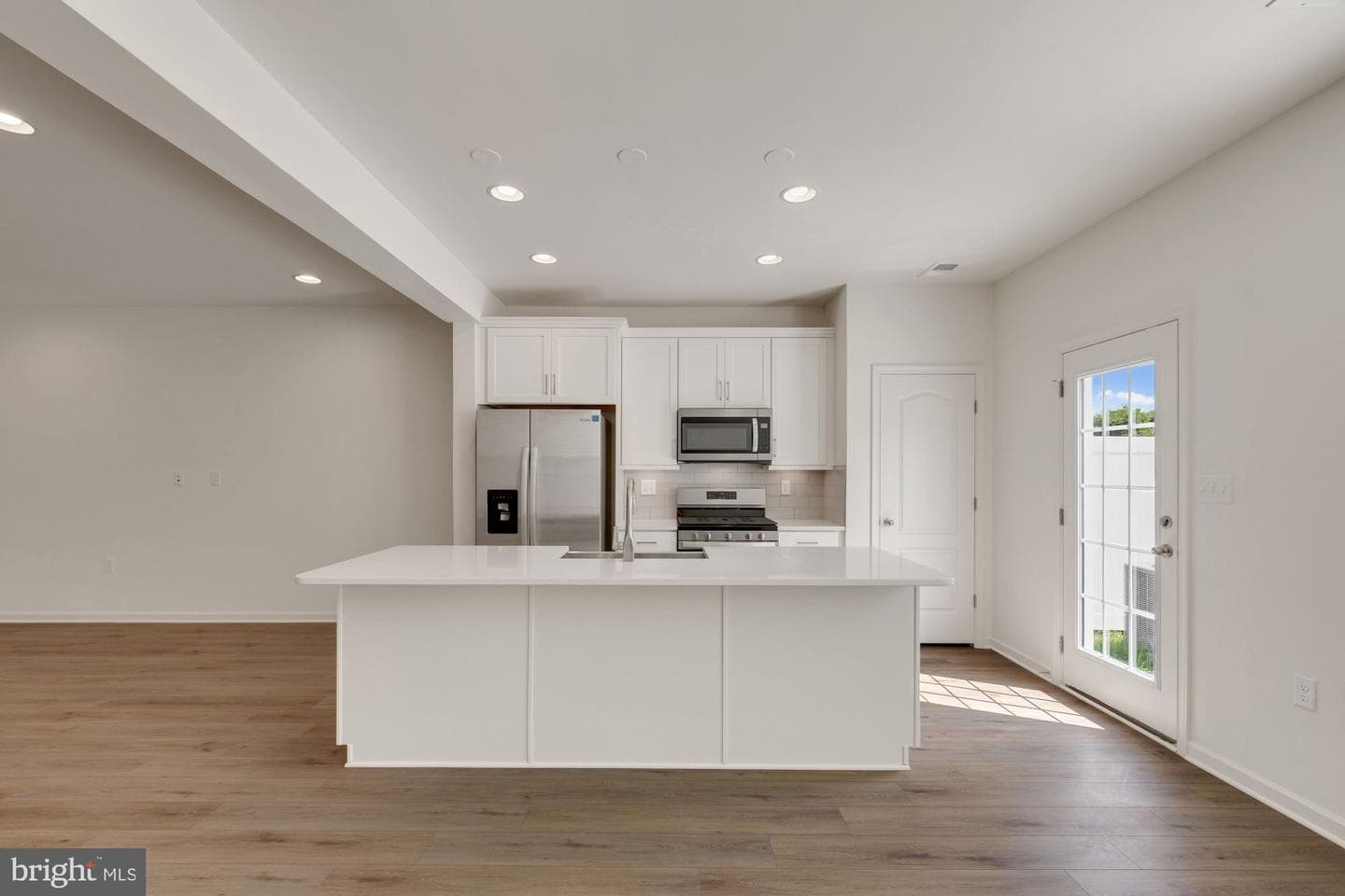 116 Copeley Circle photo 6