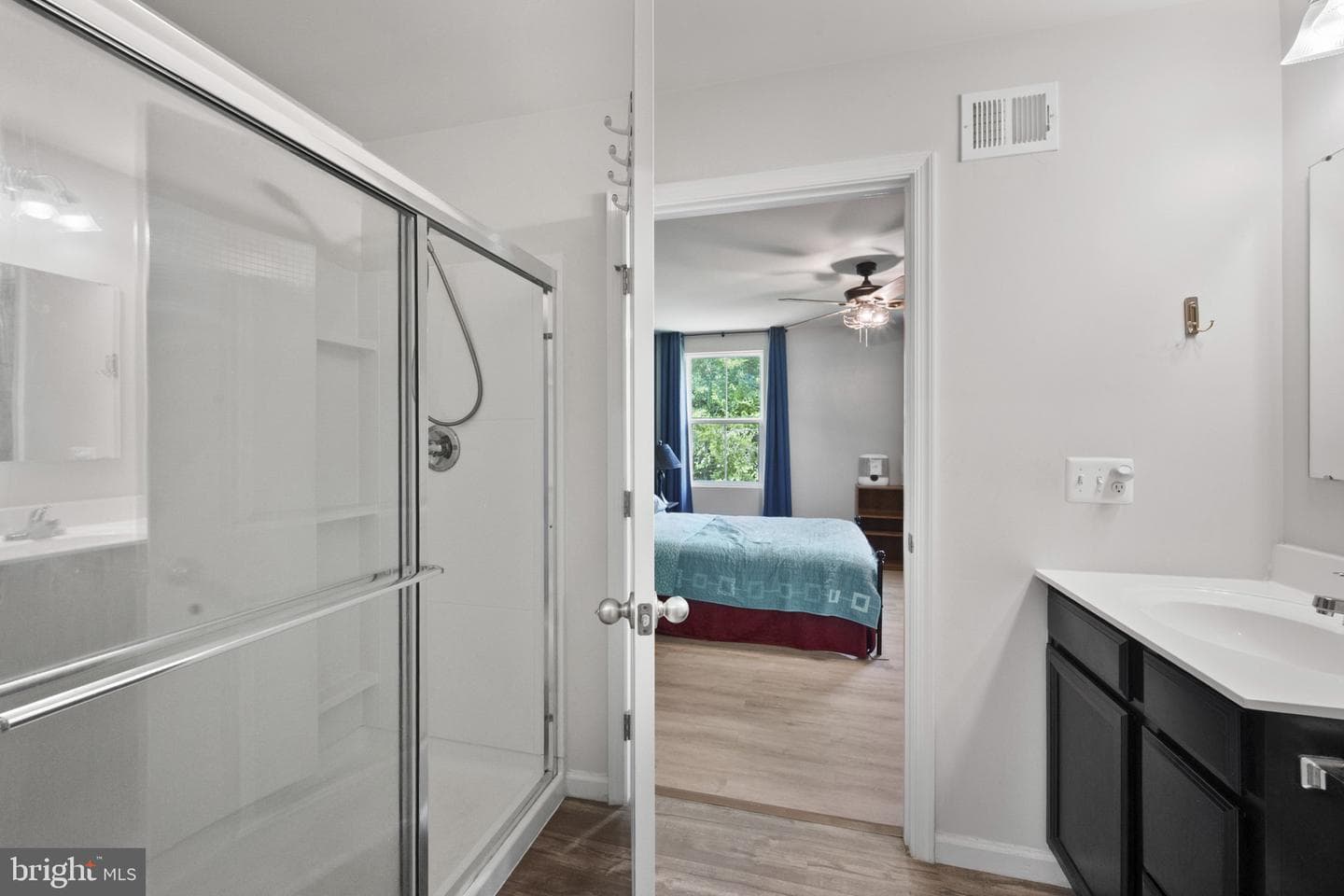 310 Coville Street photo 13