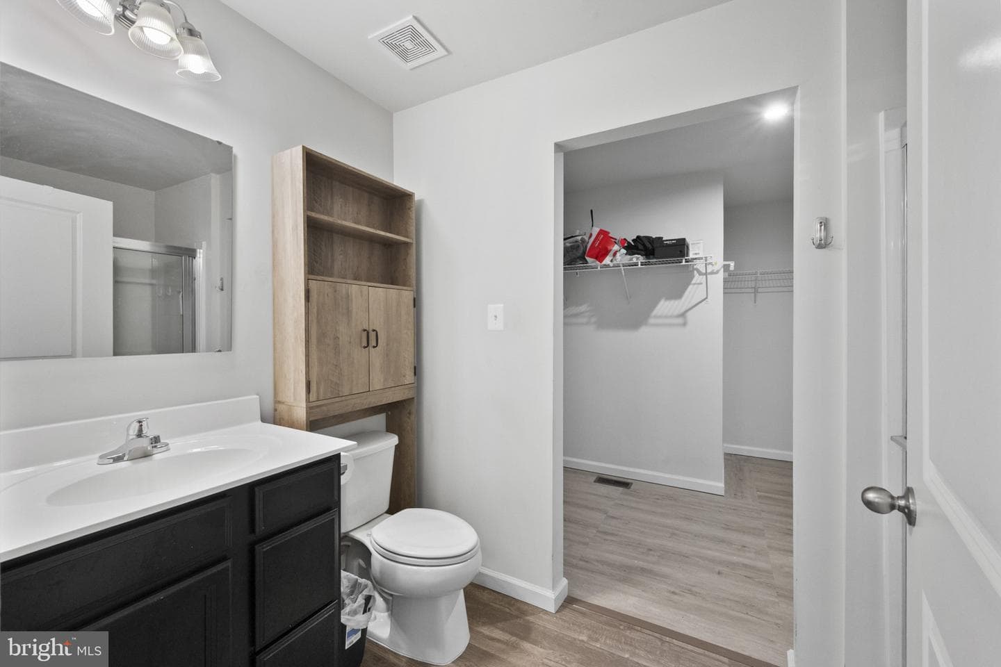 310 Coville Street photo 14
