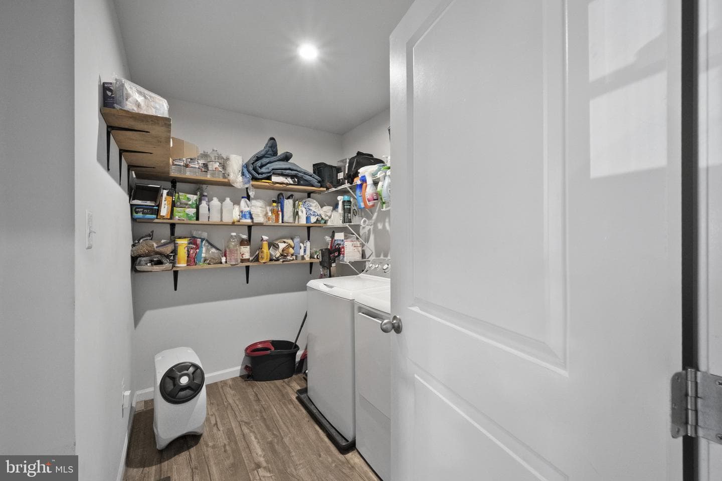 310 Coville Street photo 22