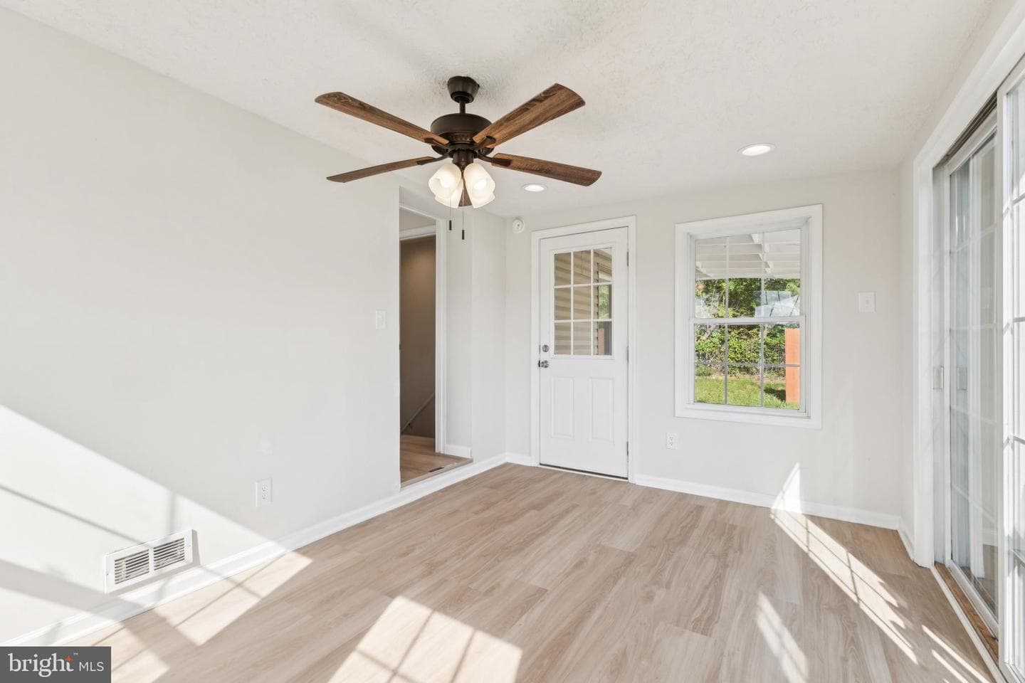 1611 Hudson Hollow Road photo 11
