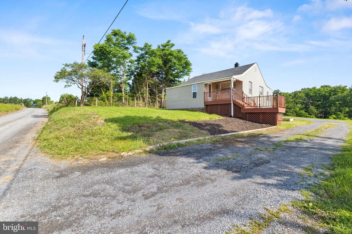 1611 Hudson Hollow Road photo 2