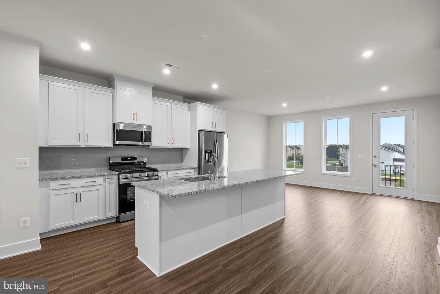 123 Galaxy Place photo 9