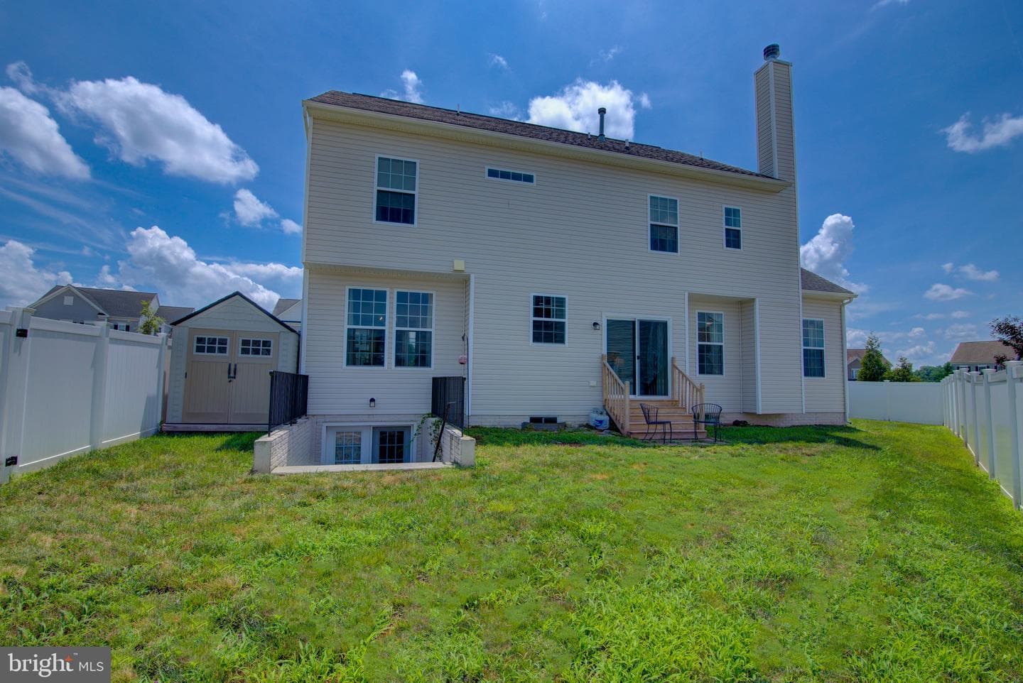 109 Taylor Court photo 4
