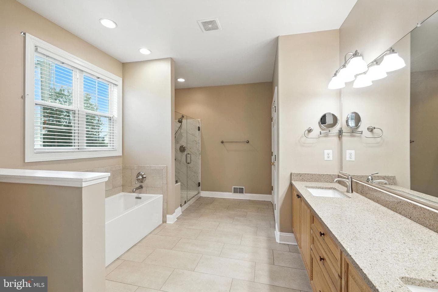 125 Dewberry Drive photo 37
