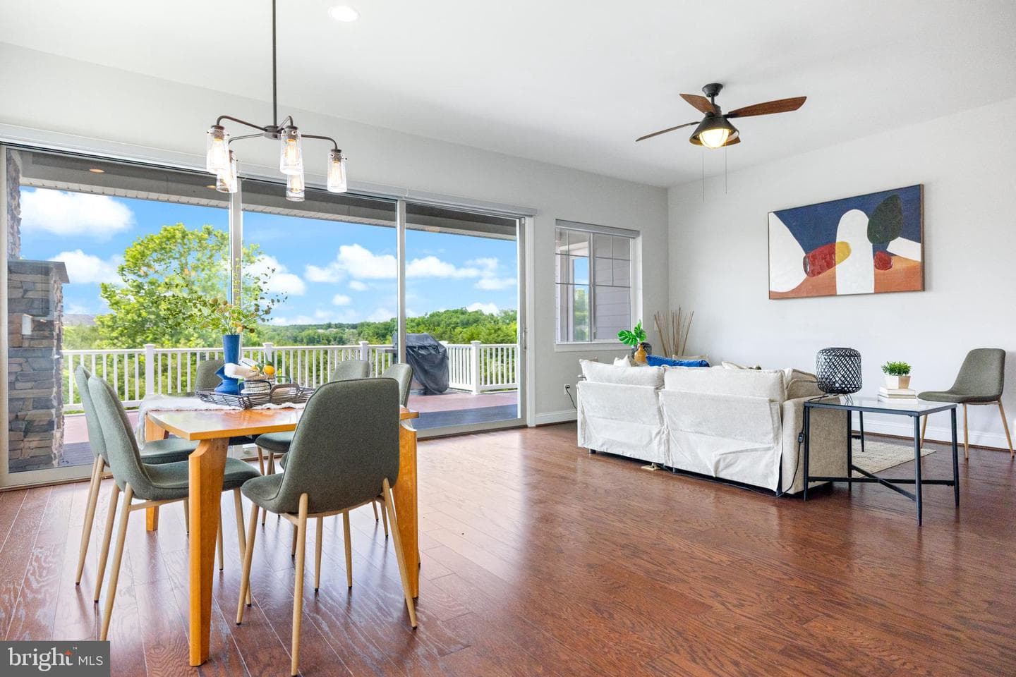 105 Harvester Drive photo 14
