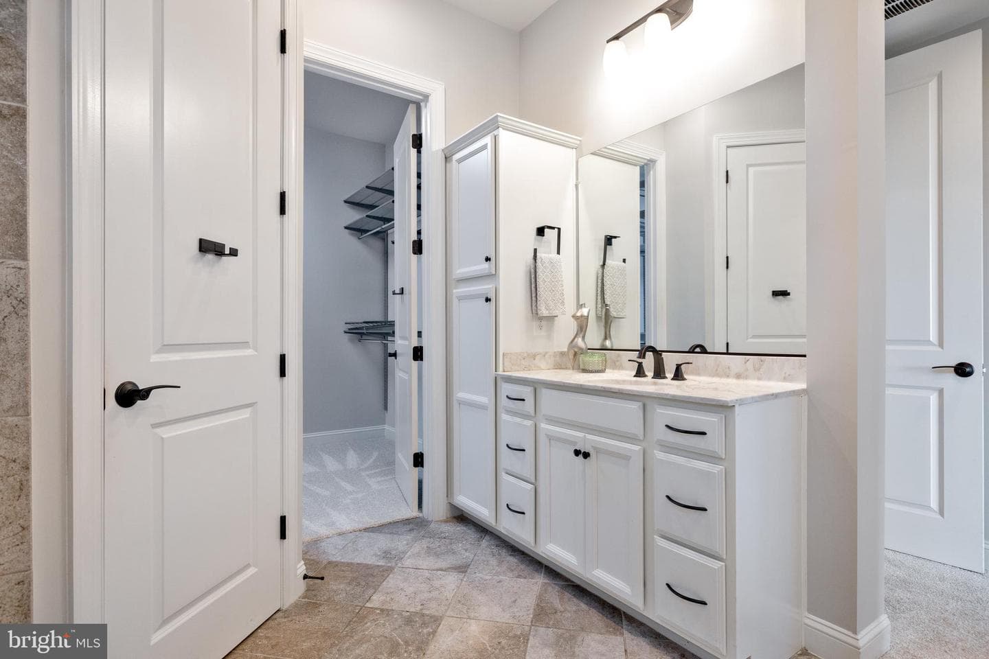 105 Harvester Drive photo 23