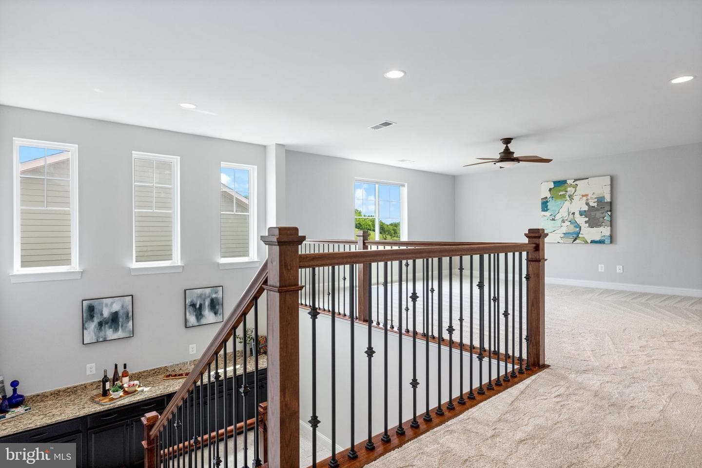 105 Harvester Drive photo 39