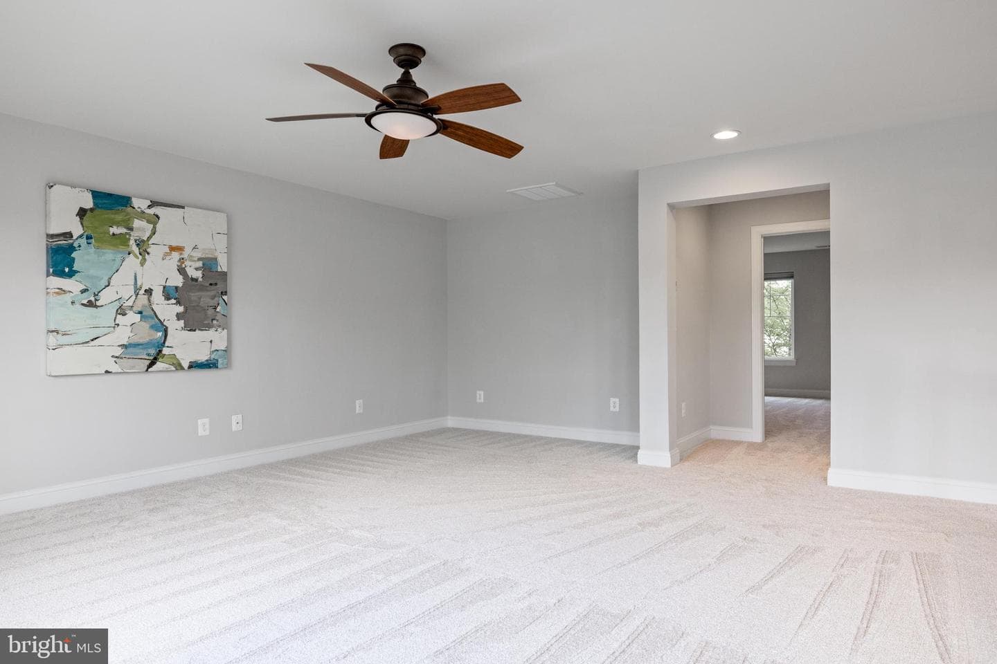 105 Harvester Drive photo 42