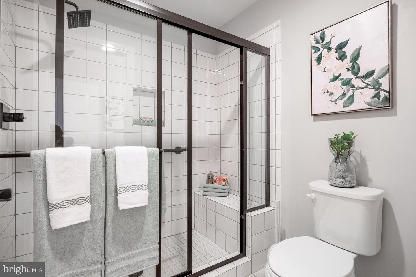 105 Harvester Drive photo 47