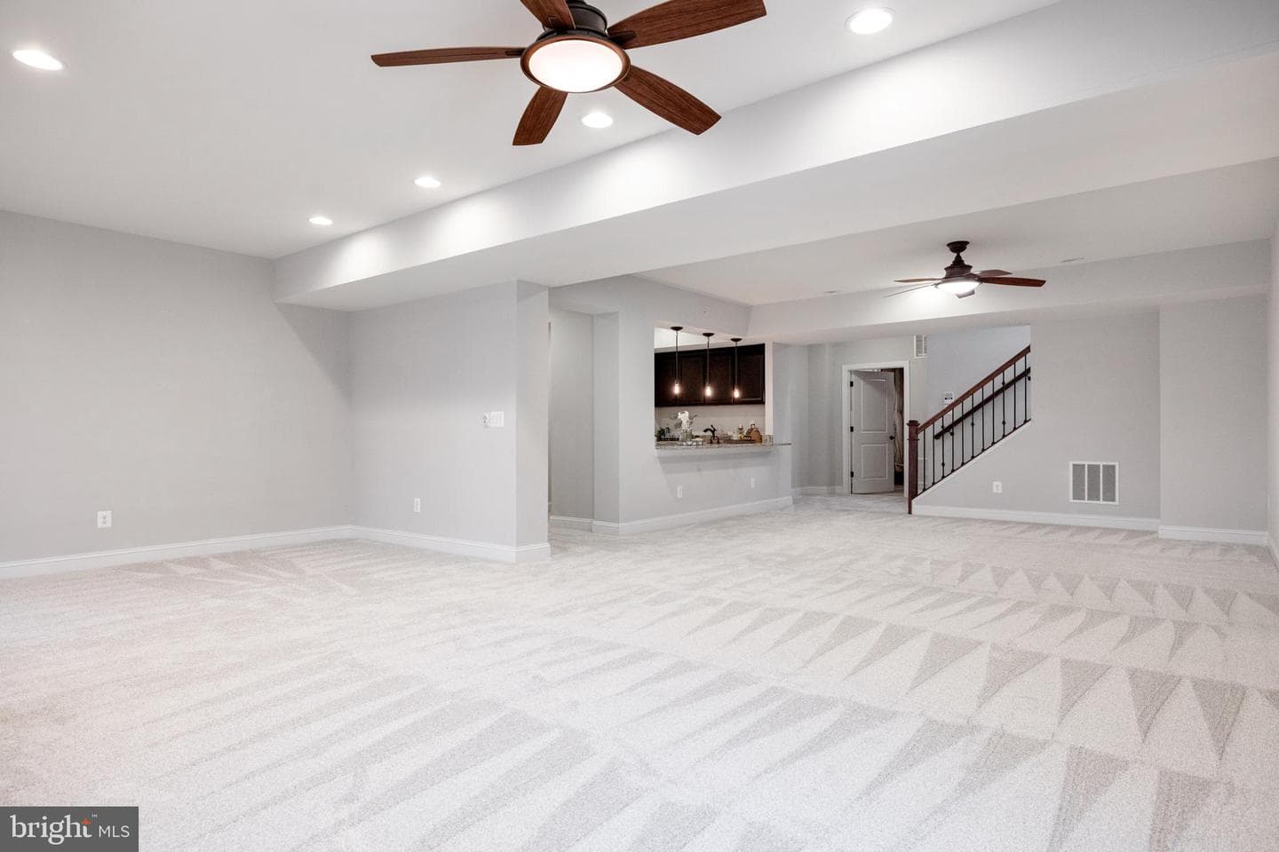 105 Harvester Drive photo 52