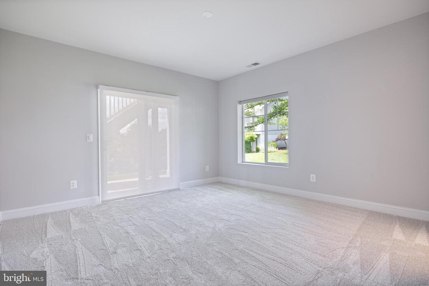 105 Harvester Drive photo 61