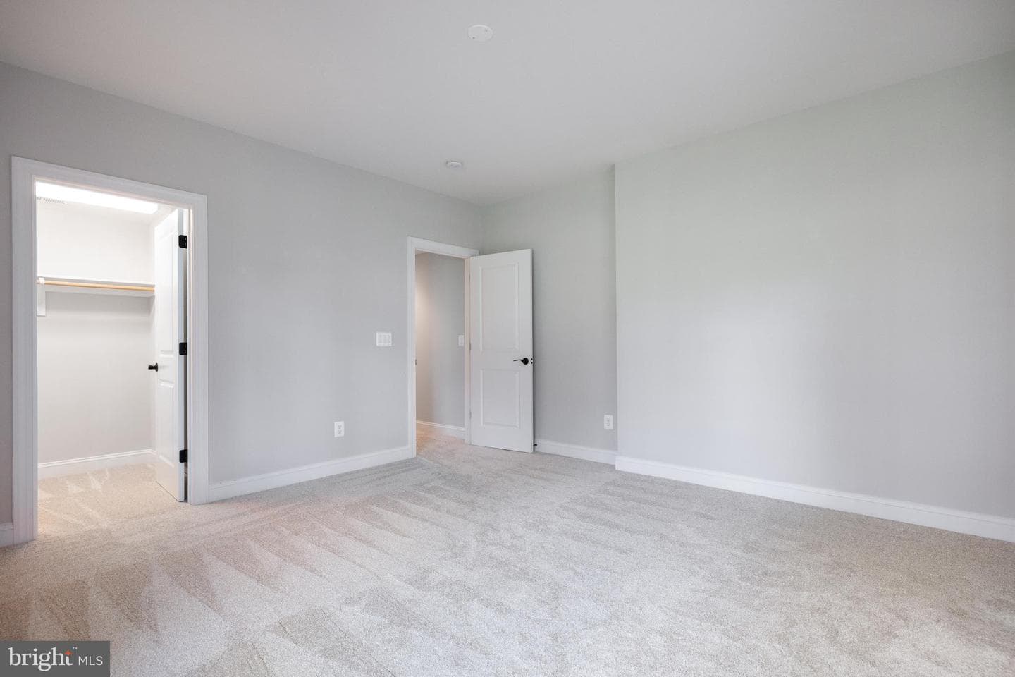 105 Harvester Drive photo 62