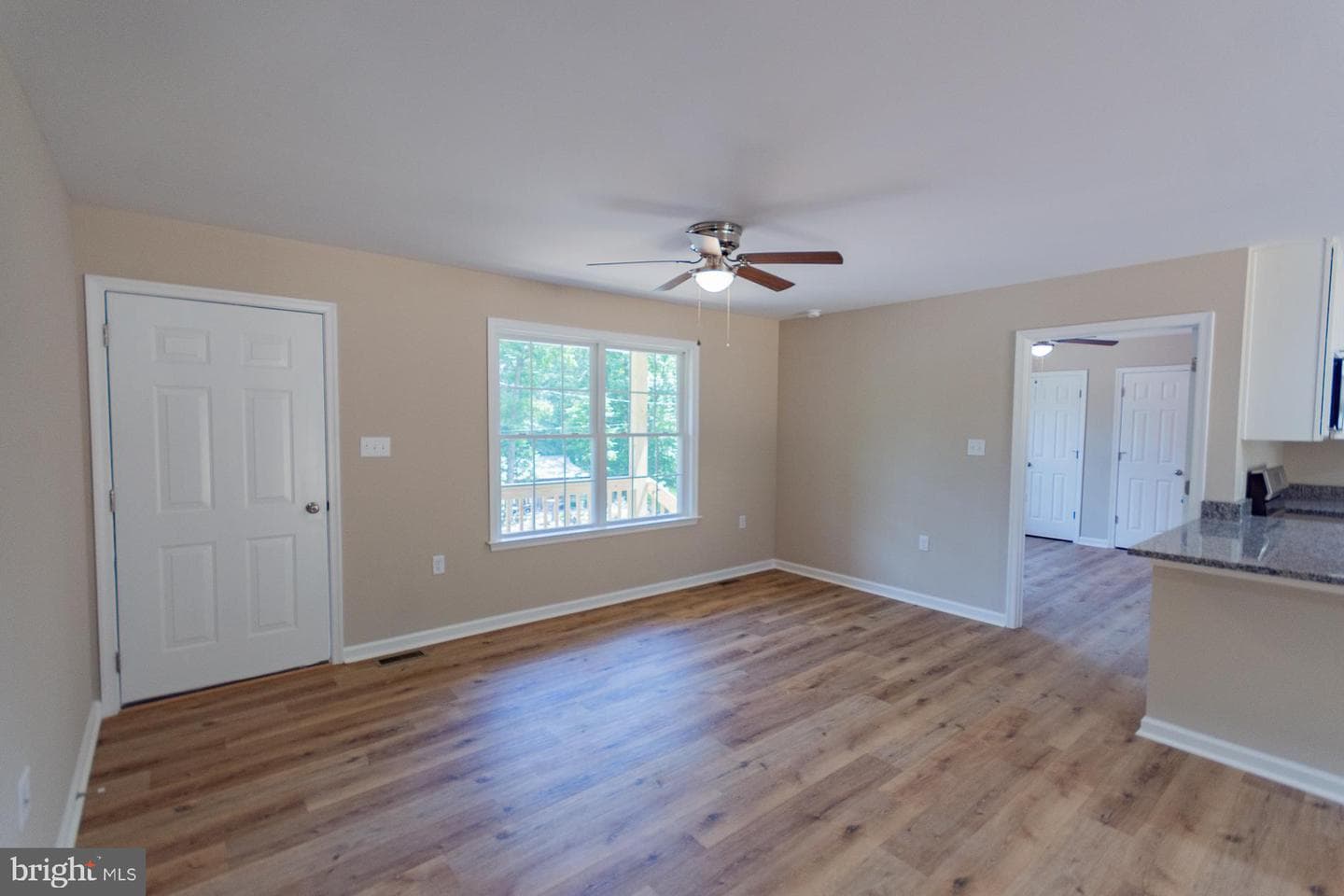 709 Panther Dr photo 3