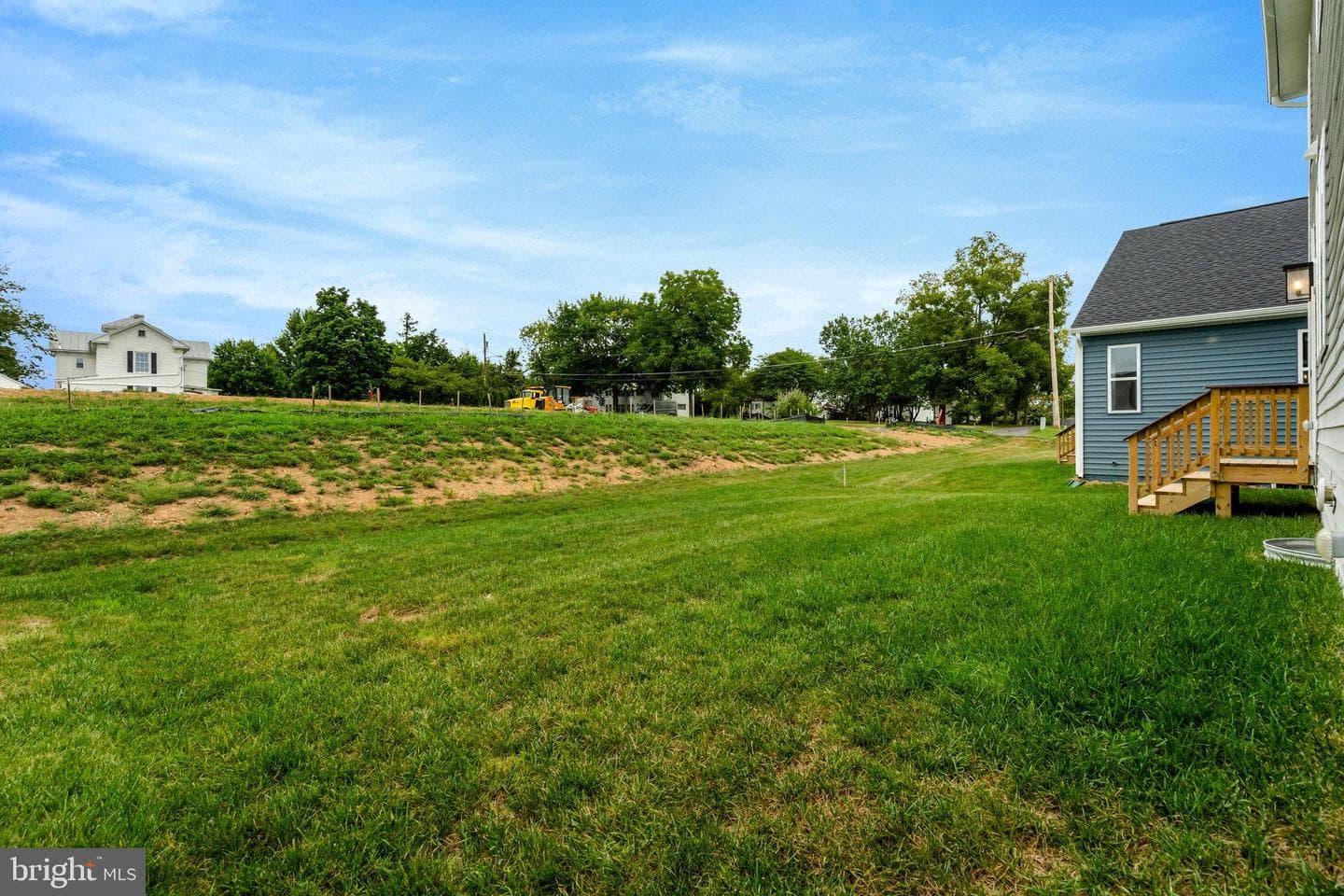 102 Midsummer Lane photo 51