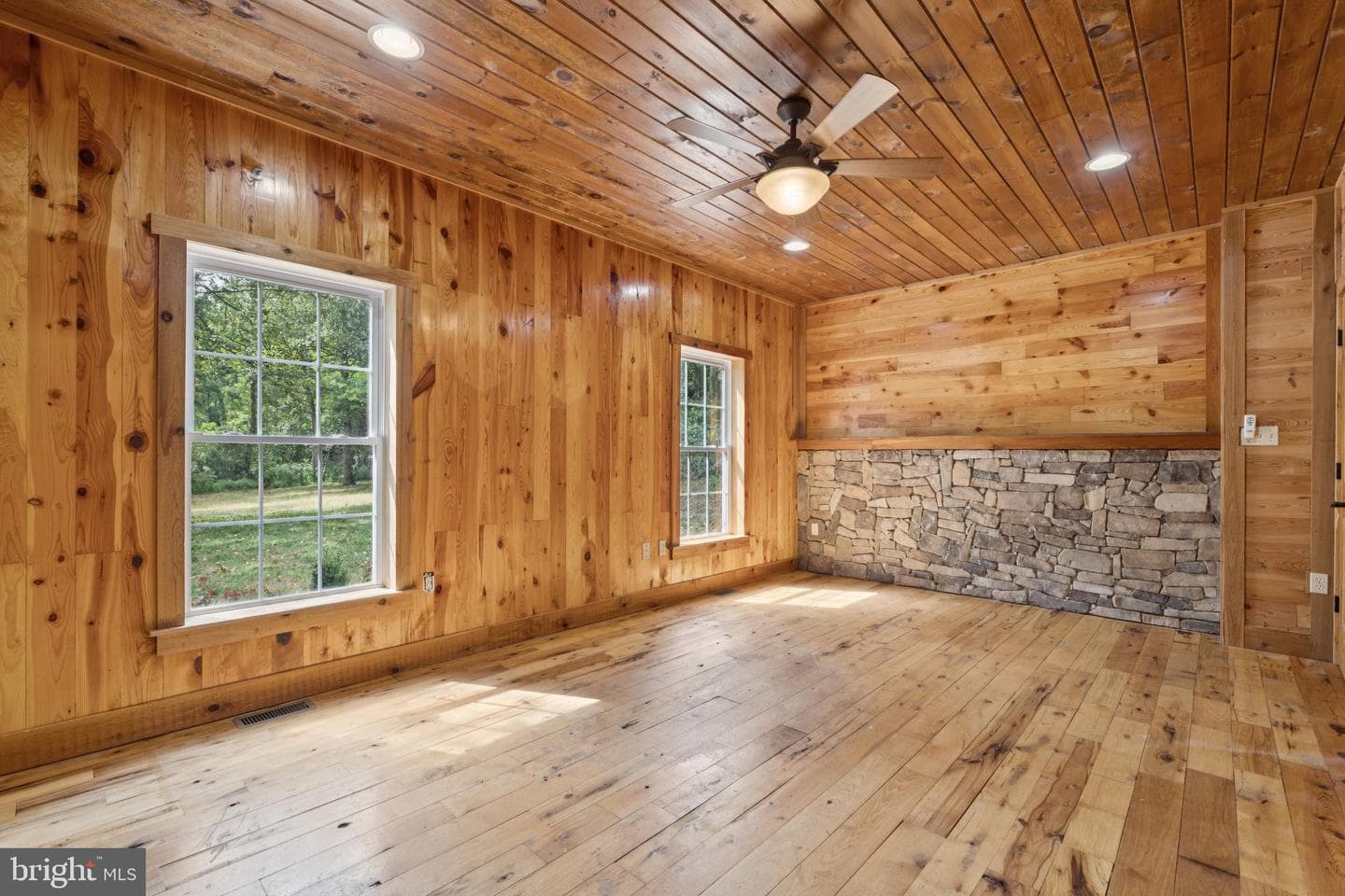 360 Clearview Drive photo 18