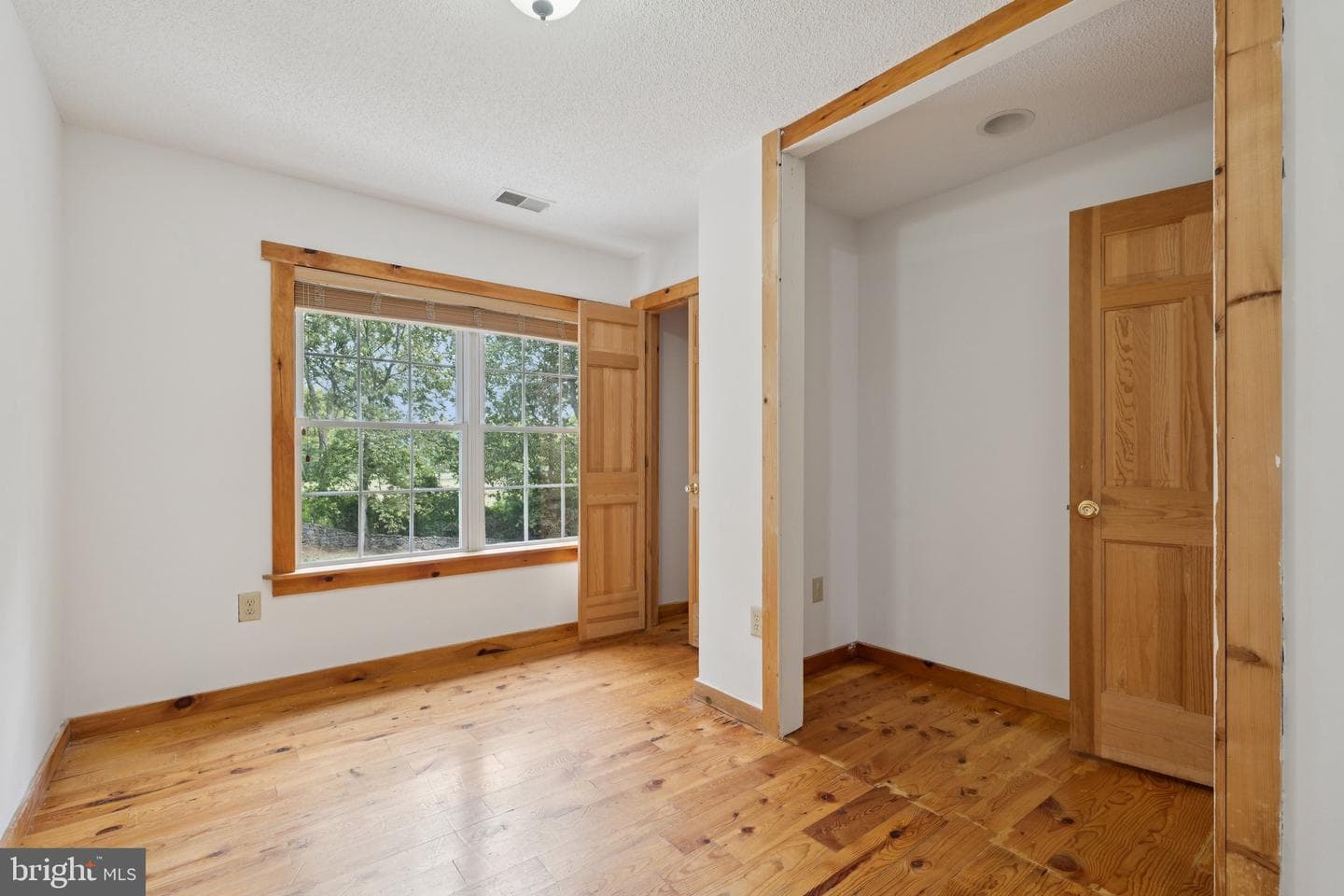 360 Clearview Drive photo 34