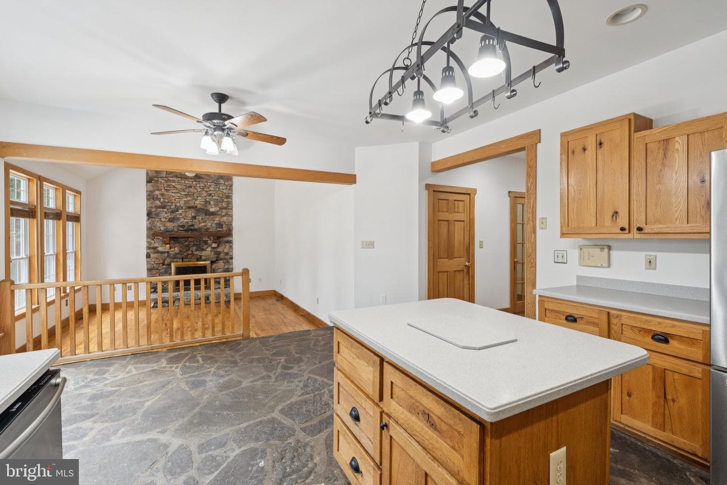 360 Clearview Drive photo 8