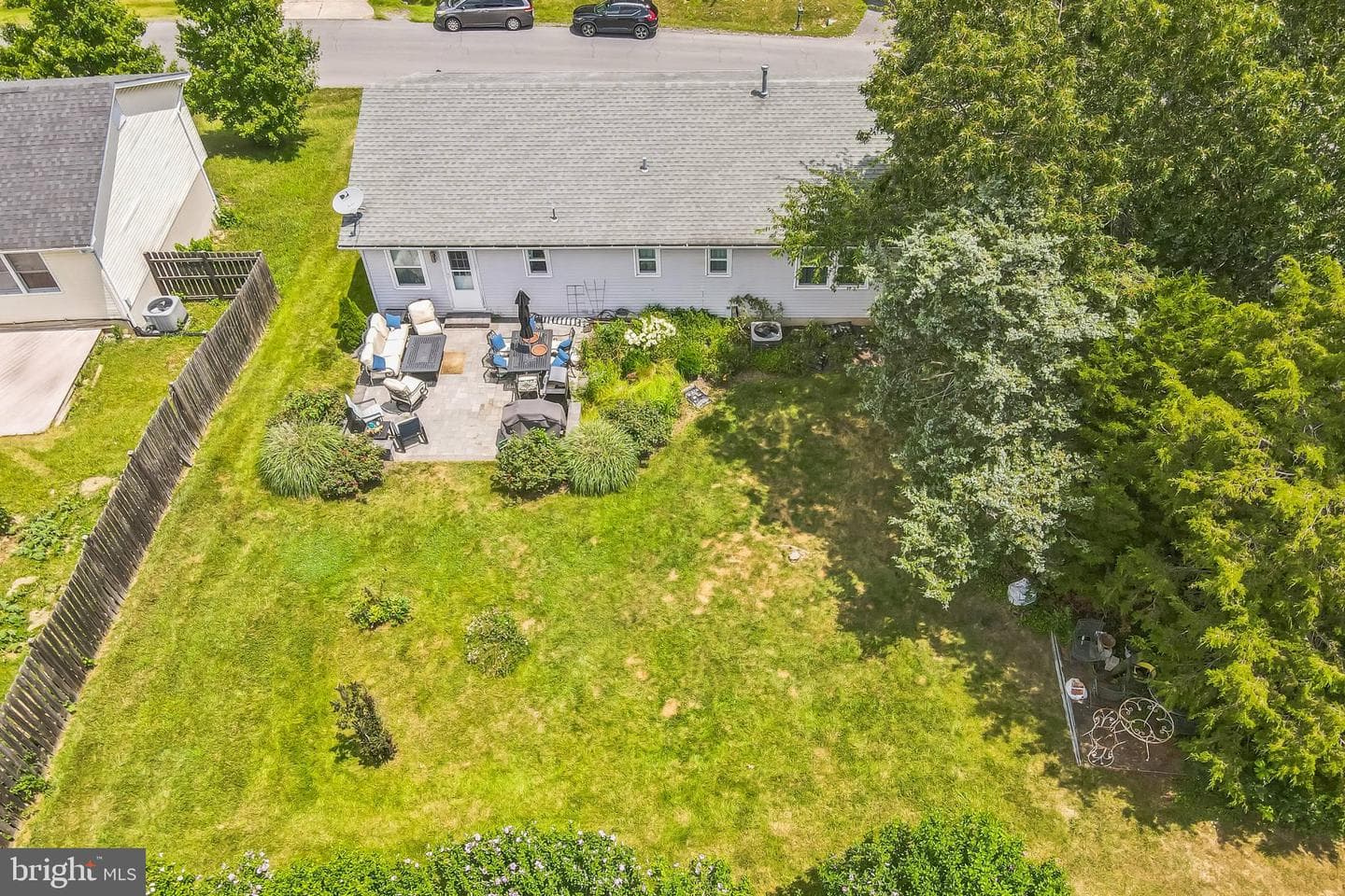203 Pembridge Drive photo 30