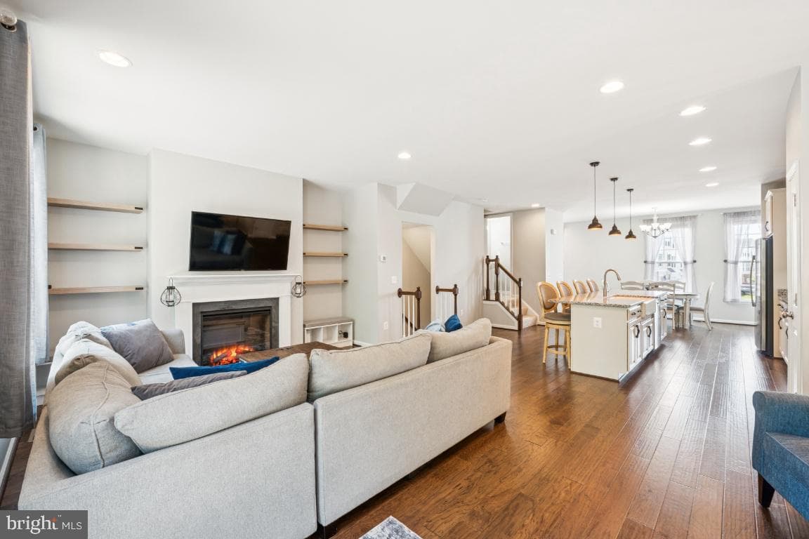 149 Biscane Court photo 13
