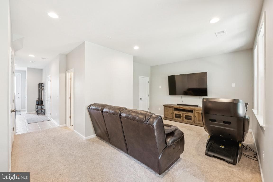 149 Biscane Court photo 30