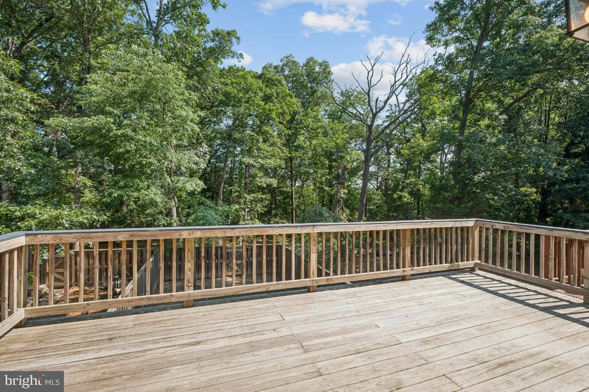 149 Biscane Court photo 38