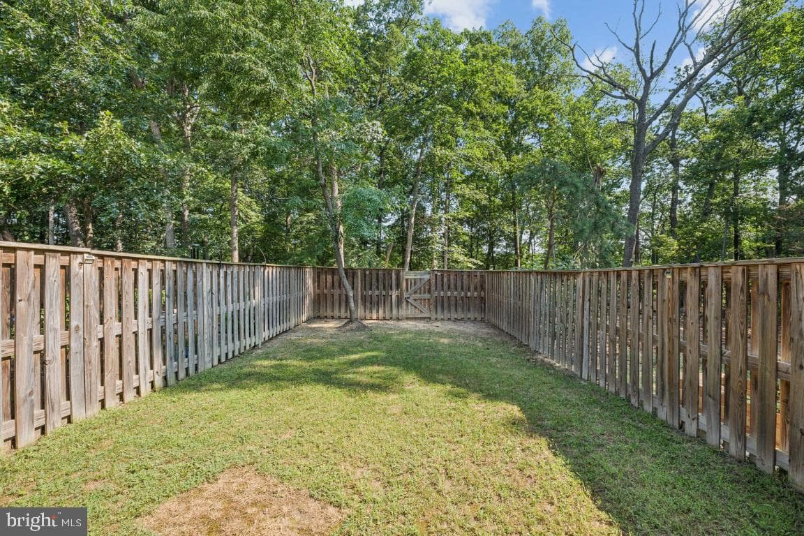 149 Biscane Court photo 39