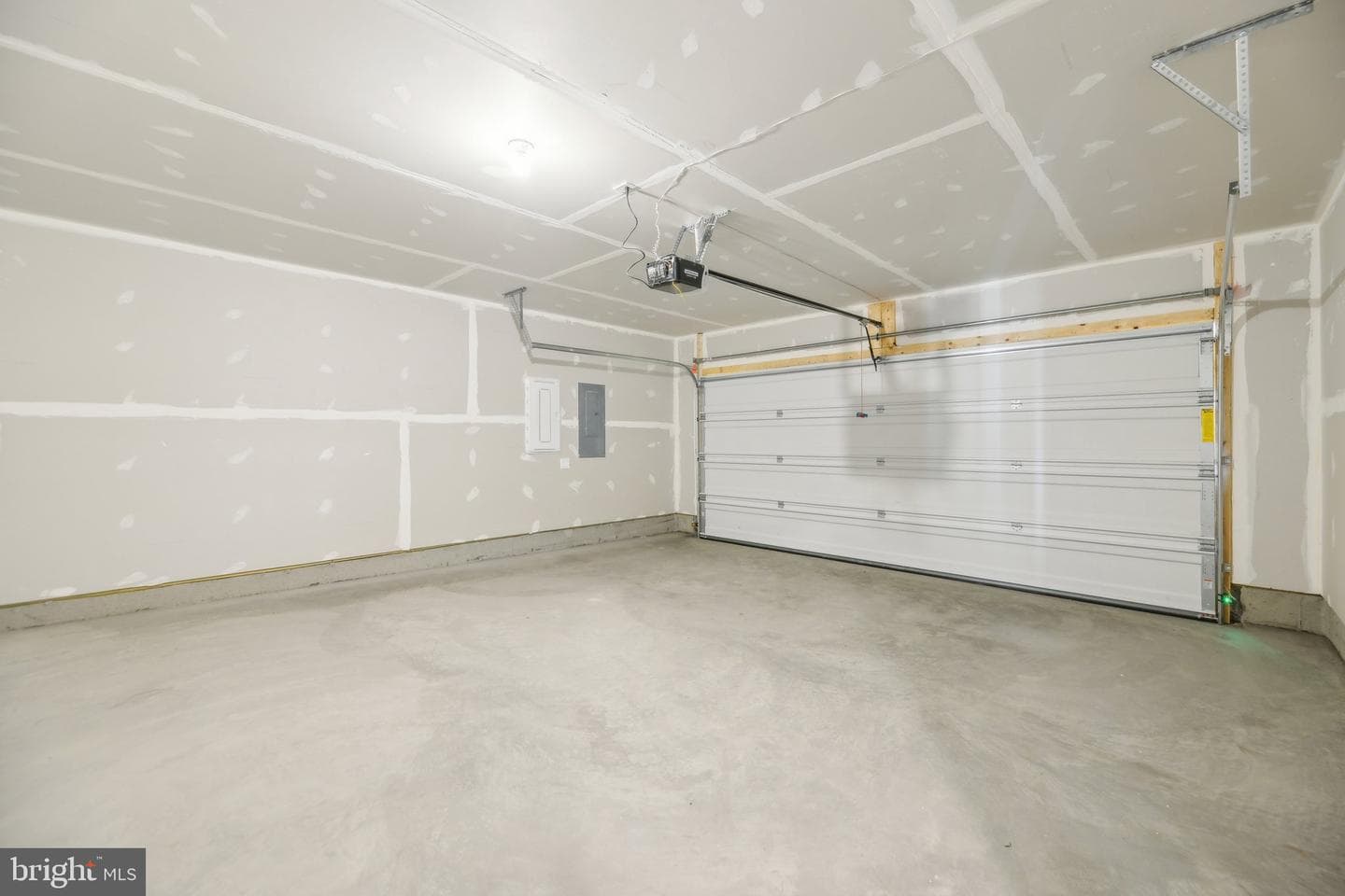 114 Hemphill Street photo 31